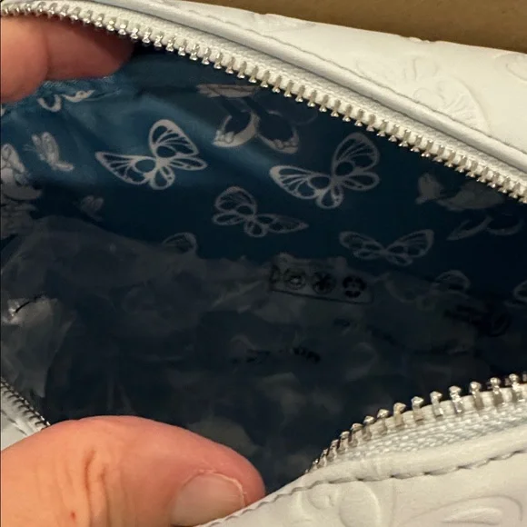 Disney Loungefly Blue Butterfly Minnie Mouse crossbody bag - Picture 3 of 3